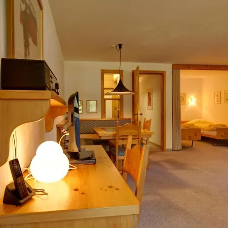 아파트 Chesa Munteratsch 1 1 2-zimmerwohnung 204 Typ D *